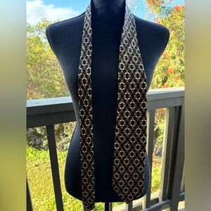 Lanvin Paris Black Gold with specks of Blue Toe 100% Silk